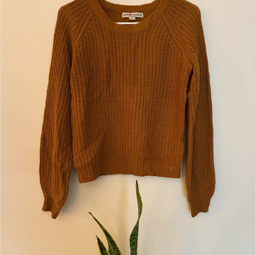CHNGE Women's Rich Amber Crew Neck Sweater